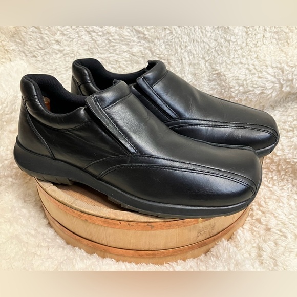 GBX Black Leather Loafers Slip on Size 10.5 - Picture 1 of 9